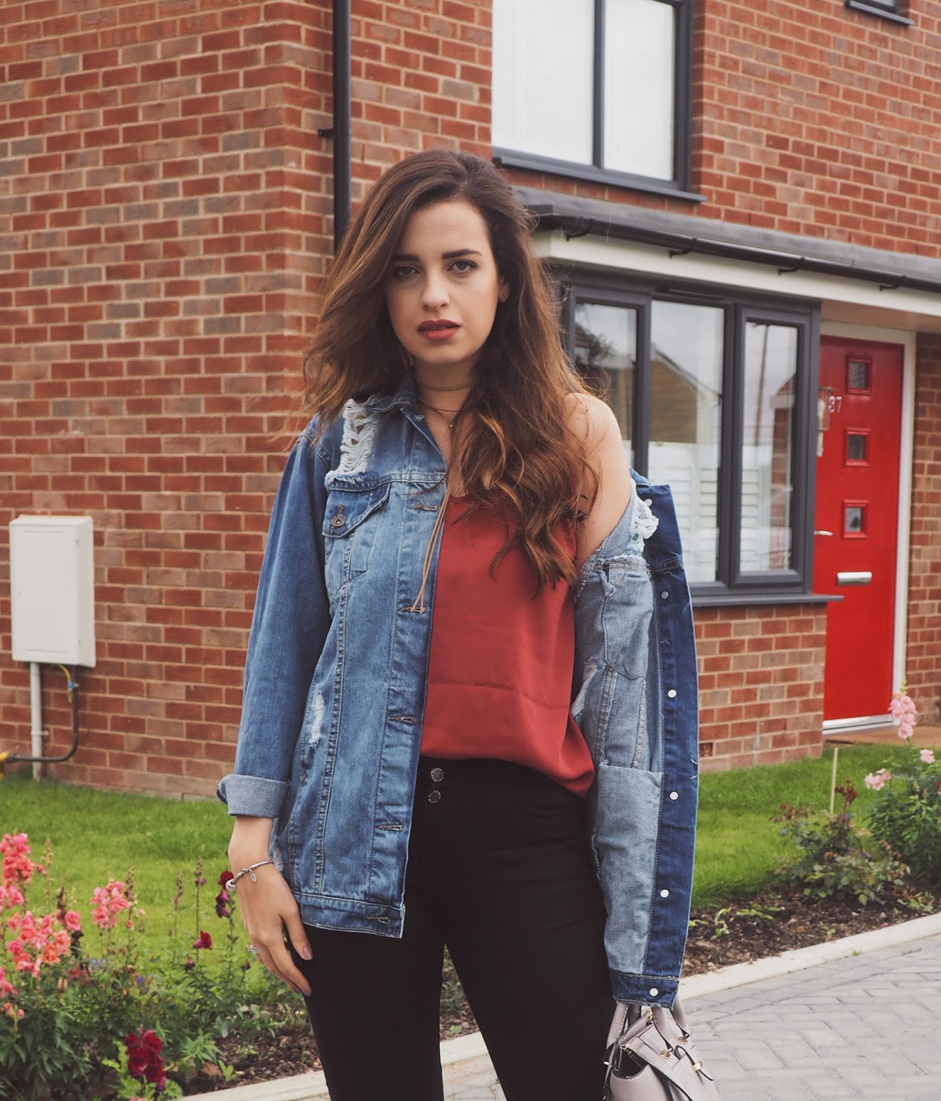 Styling An Oversized Denim Jacket For the Cold Weather Ahead Pam
